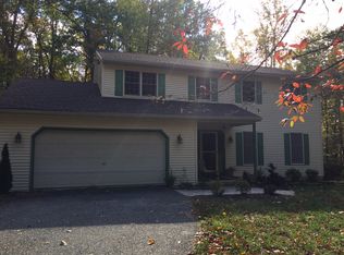 68 Overlook Rd, Morgantown, PA 19543