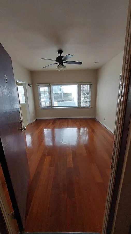 Studio, 370 sqft, $1,395 — Photo 1