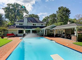 834 Piney Point Rd, Houston, TX 77024