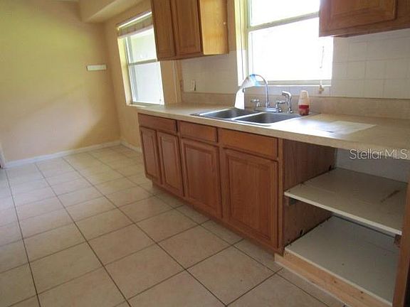 2nd image of 4371 Azalea Dr