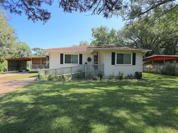 1005 Susan St, Mansfield, LA 71052