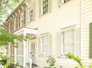 108 W Henry St, Savannah, GA 31401