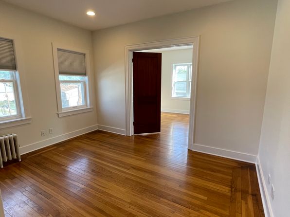 258 W Post Rd