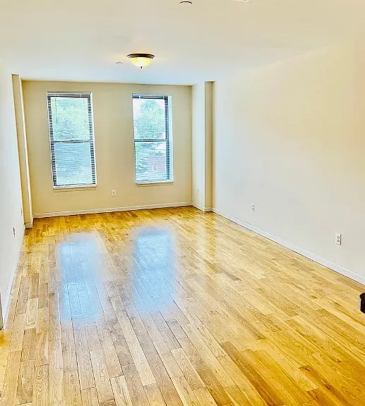 148 Main St #4G — Photo 4