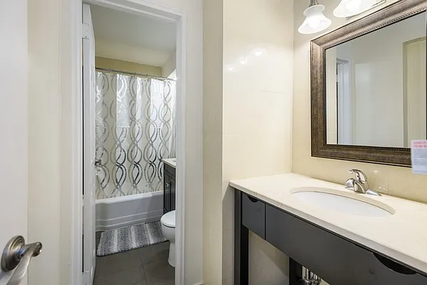 Sold by Shares of New York Marketing LLC | media 22