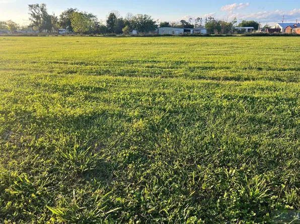 1379 Bayou Gardens Blvd, Houma, LA 70364