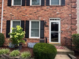 9253 Bailey Ln, Fairfax, VA 22031