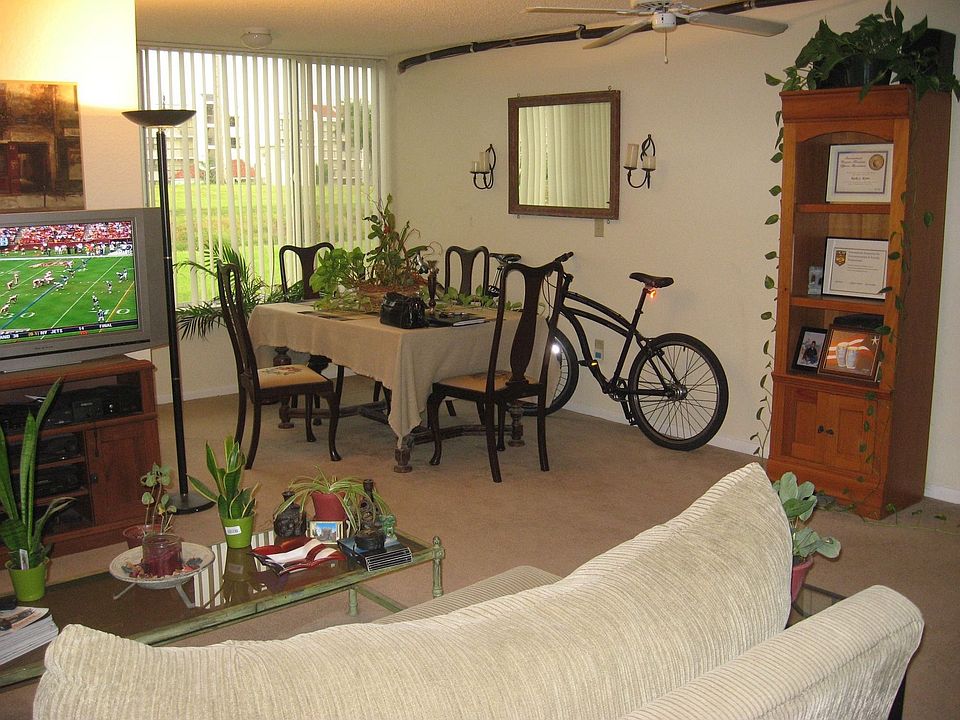 2nd image of 2841 N Oakland Forest Dr APT 108