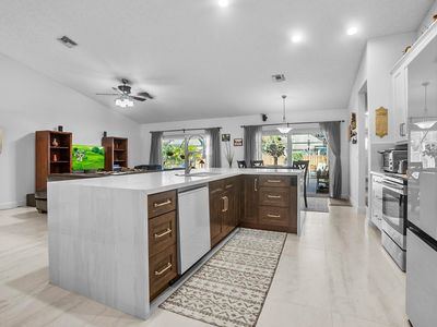 9925 NW 52nd Street, Coral Springs, FL, 33076