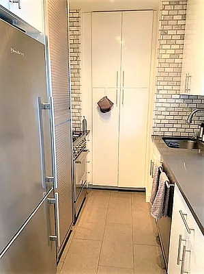 Rented by Corcoran | media 43