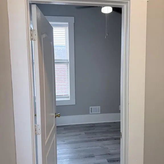 508 W Oak St #2 — Photo 11