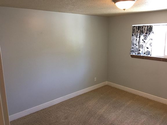 5th image of 33 E 4th Ave #6