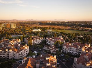 Valentia, San Diego, CA 92122