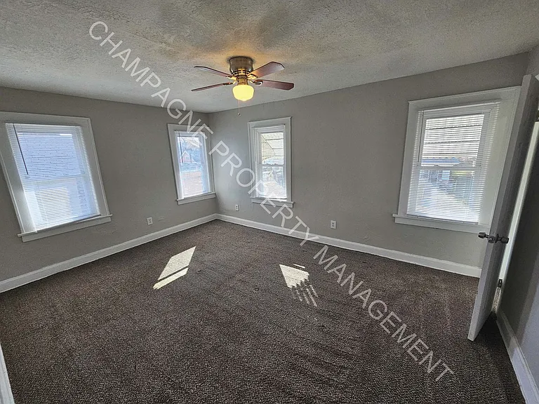 4013 Bellefontaine Ave — Photo 3