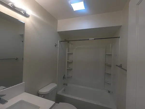 262 E Park Ave #D — Photo 17