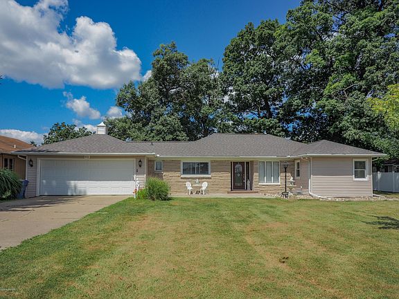 2nd image of 8338 Greenfield Shores Dr