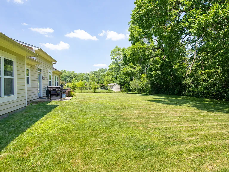 38 Golden Tree Ln — Photo 26