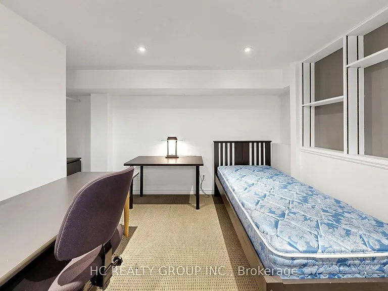 433 Keats Way #1 — Photo 43