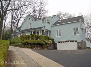 414 Jackson Ter, Ridgewood, NJ 07450