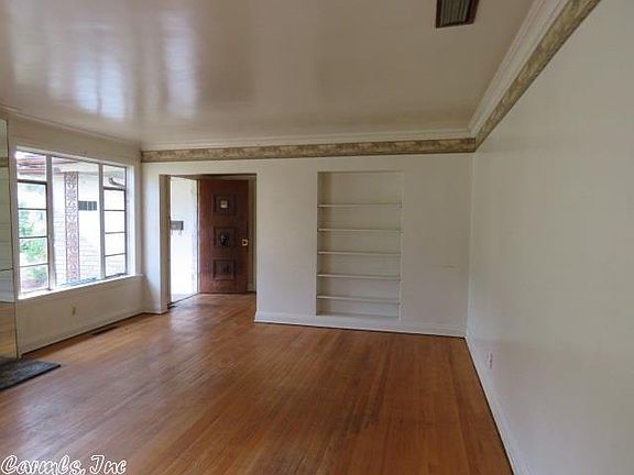3rd image of 1215 W 29th Ave