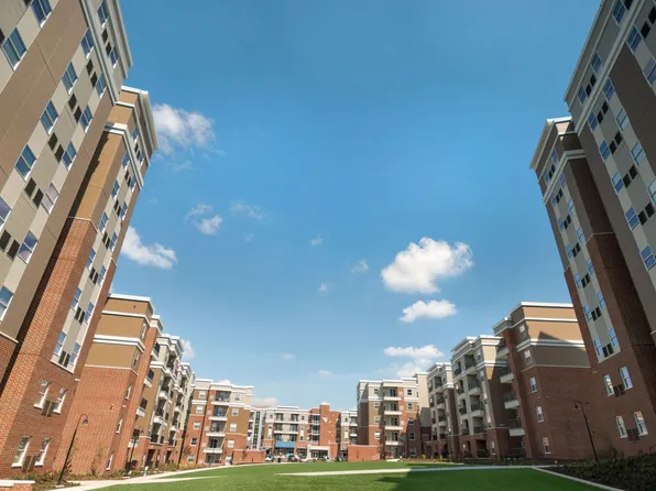 442 Oakland St #213, Morgantown, WV 26505