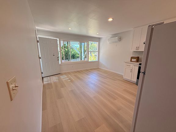 5th image of 5055 Ray Ave #A