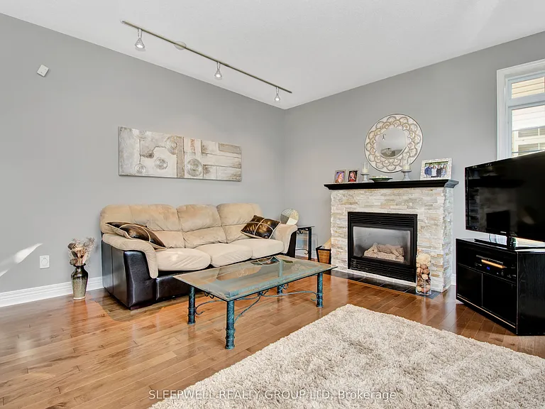 53 Mattawa Cres — Photo 10
