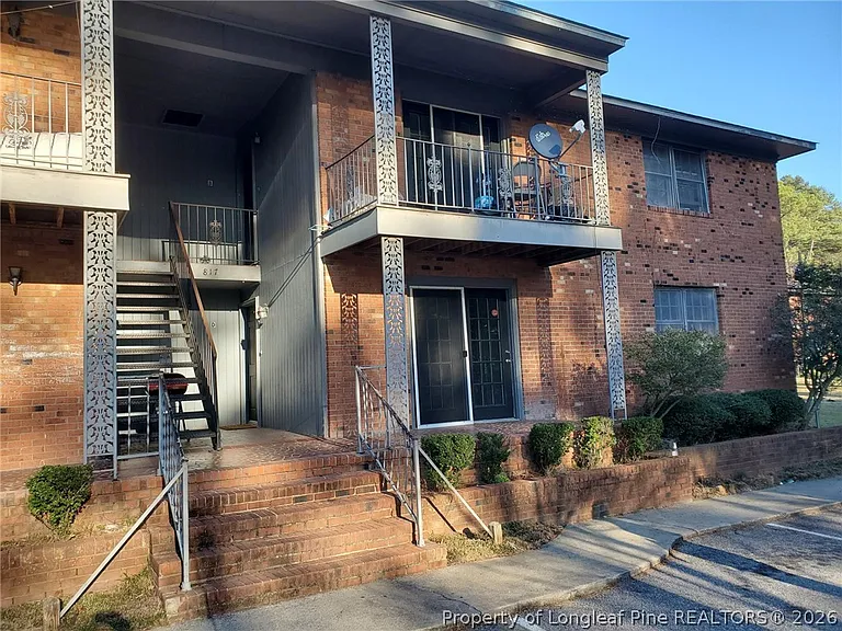 817C Ridge Rd — Photo 1