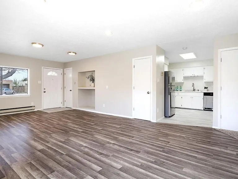 12928 Carrie Pl SE — Photo 4