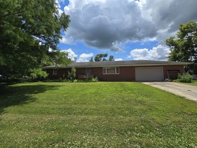 107 W Carper St, Seymour, IL, 61875