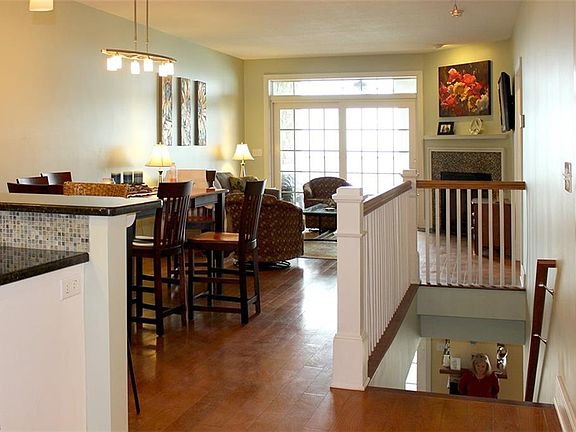2nd image of 2928 Whispering Shores Dr