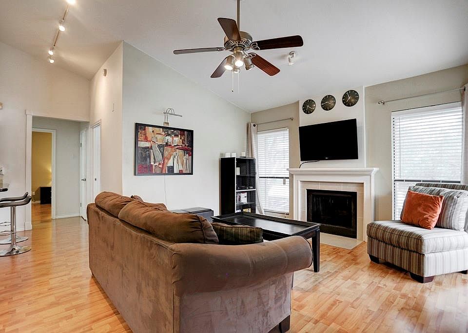 1st image of 1881 Bering Dr APT 8