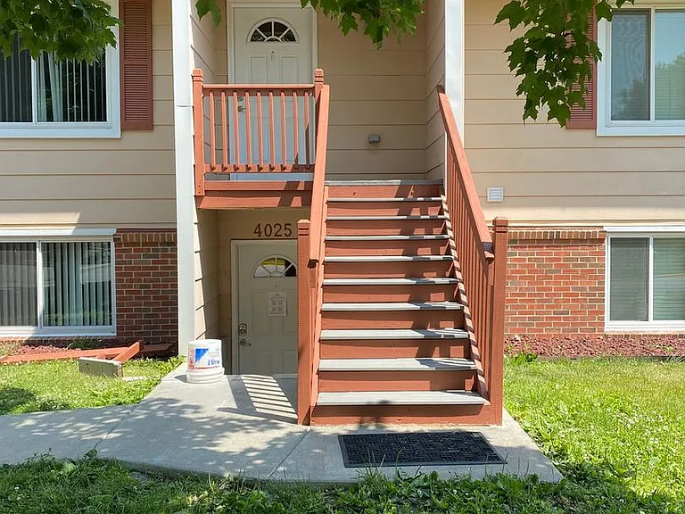 Aplin Duplex (4025/4027) — Photo 8
