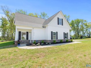15176 Blendor Crooks Dr, Athens, AL 35611