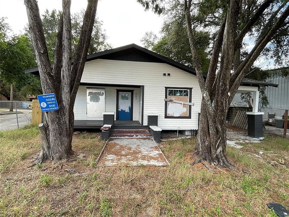 1st image of 207 E Virginia Ave