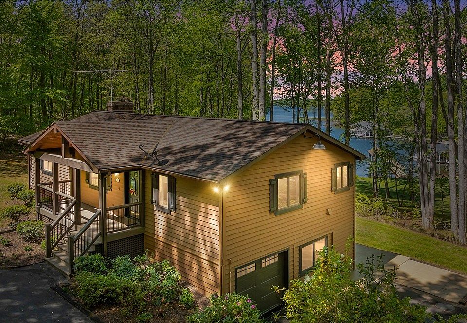 1st image of 194 Becky Ct