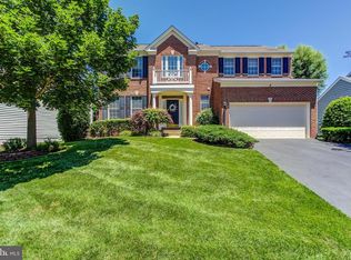 9129 Weathersfield Dr, Bristow, VA 20136