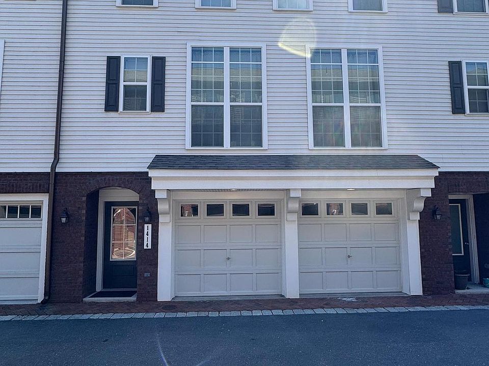 1st image of 1414 Benton Way