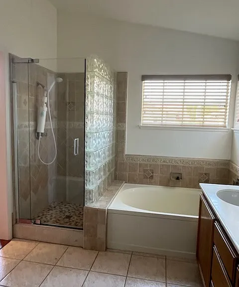 540 E Calora St — Photo 29