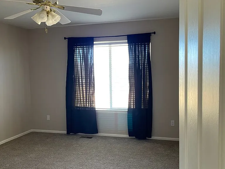 66 Wild Rose Dr — Photo 10