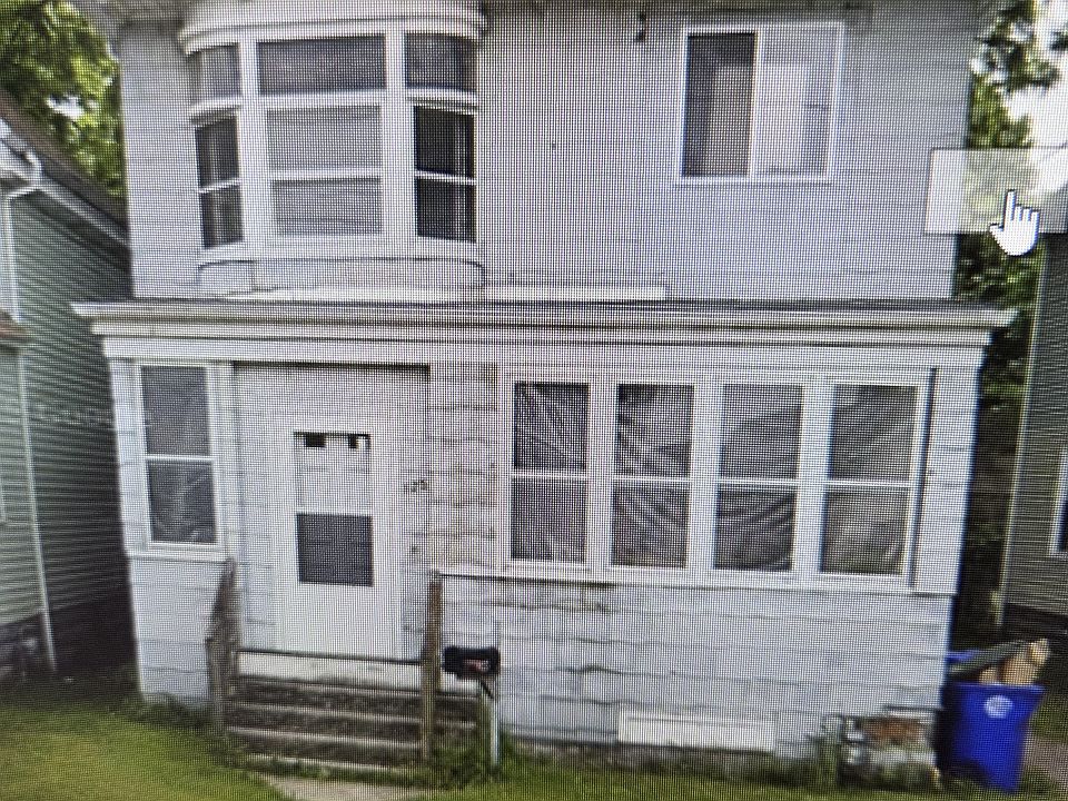 1st image of 125 Duerstein St