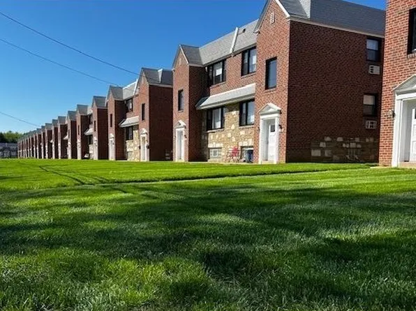 Parkview Manor, 1201-49 Rhawn St, Philadelphia, PA 19111