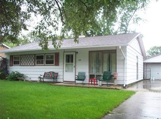 1441 Chippewa Dr, Ottawa, IL 61350