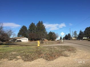 23 N Middleton Rd, Nampa, ID 83651