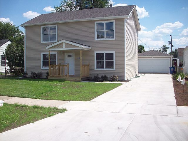 1st image of 219 Major Dr