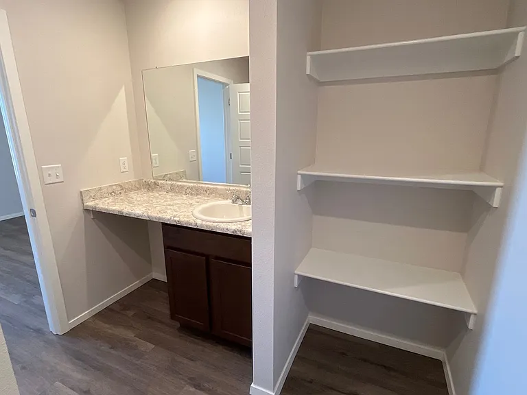 3201 E Jacob Ln — Photo 9