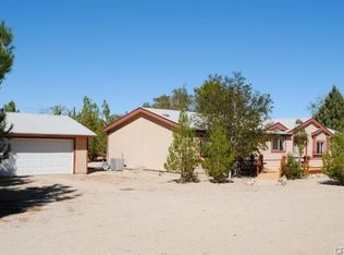 38043 Cuarto St, Lucerne Valley, CA 92356