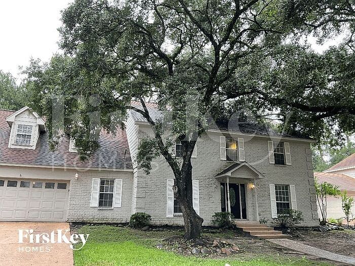 2nd image of 1122 Tigris Ln