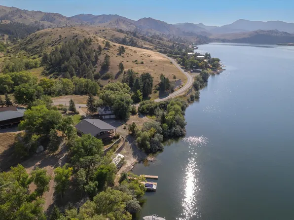 1890 Beartooth Rd, Wolf Creek, MT 59648