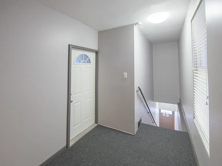 1641 W 18th St #2R — Photo 9